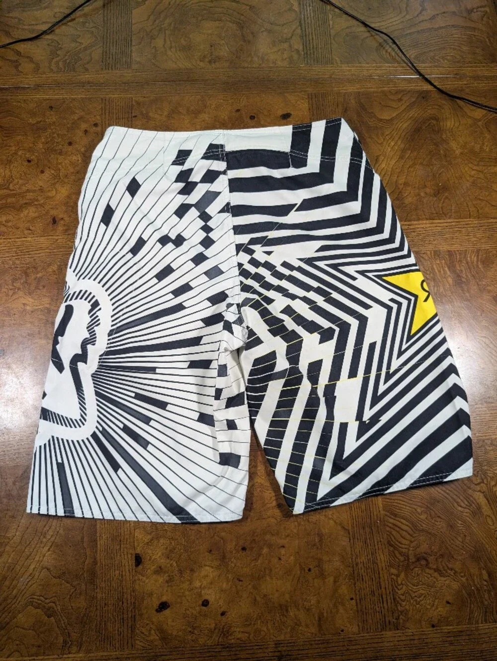 Fox Racing Rockstar Board Shorts Mens Size 31 Black White Yellow Surf Swim Trunk